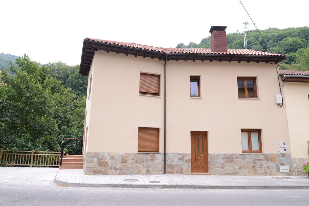 Apartamentos El Rincon De Limes Cangas De Narcea Pokoj fotografie