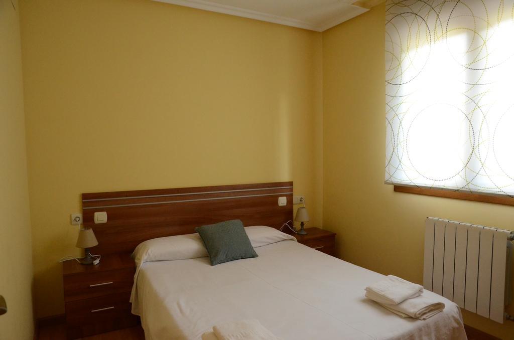 Apartamentos El Rincon De Limes Cangas De Narcea Pokoj fotografie